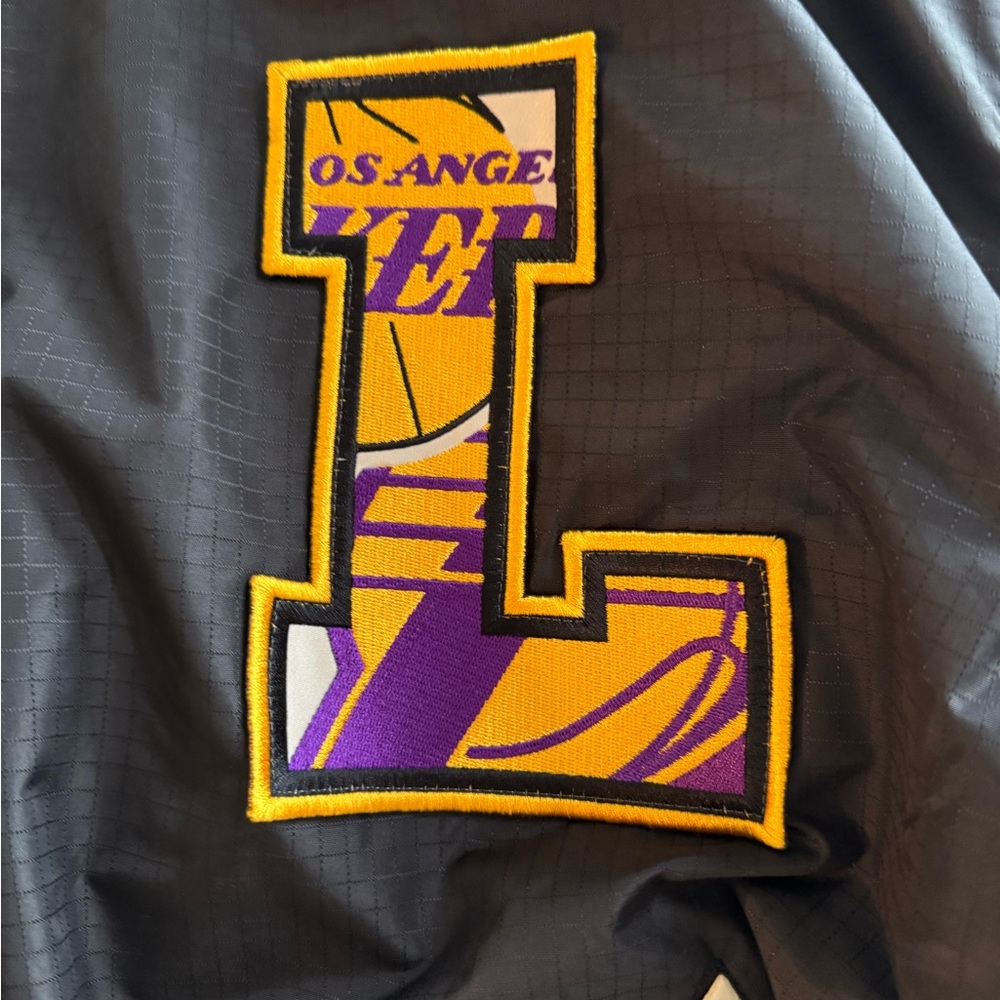 Men’s laker jacket - Picture 3 of 8